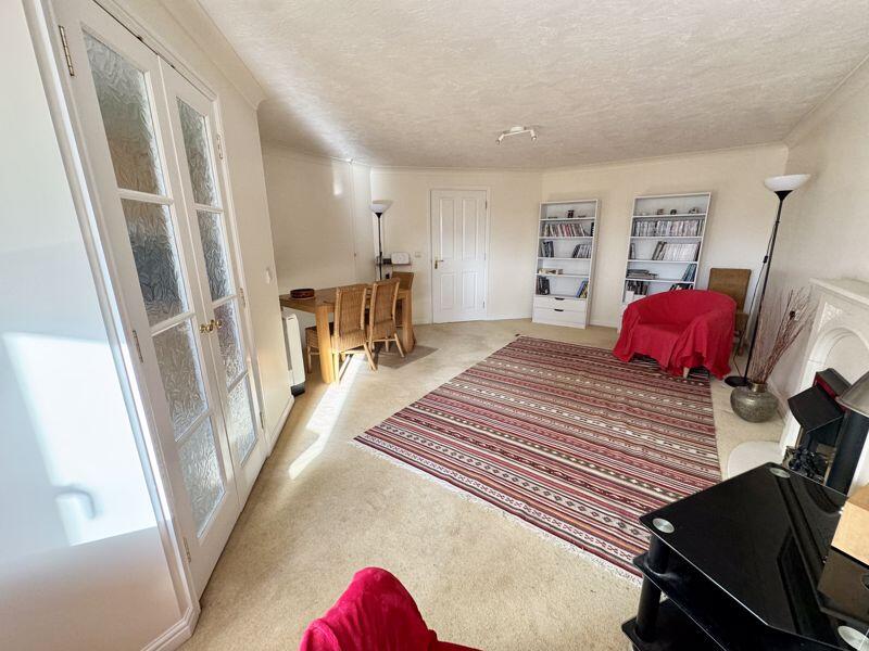 Open Plan Lounge/Dining Area