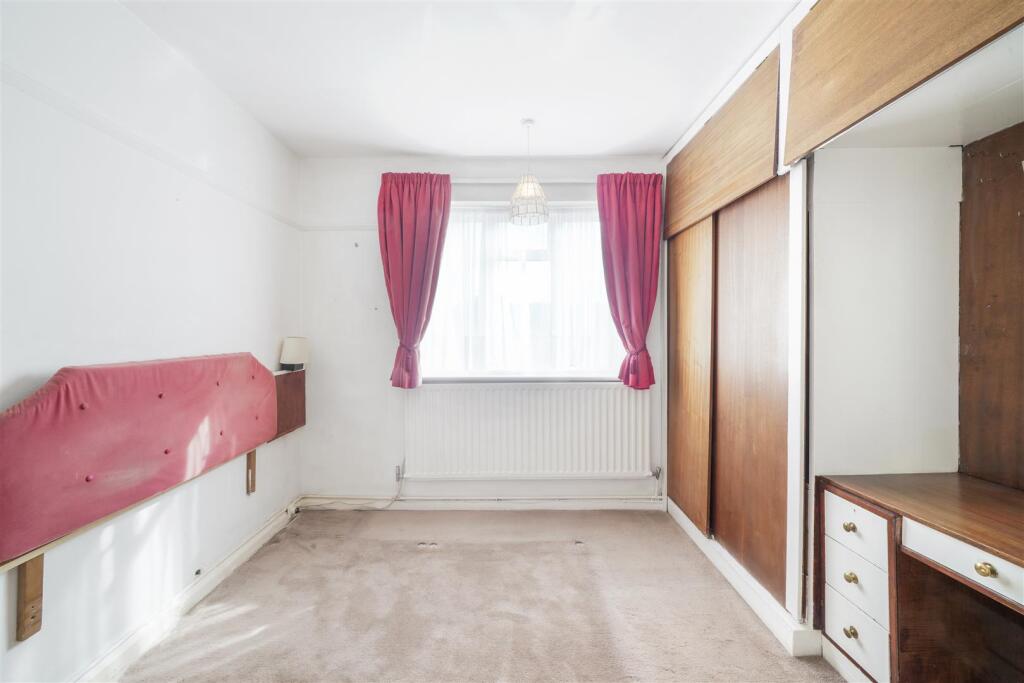 46 Byron Road - fzEt4mS3U7Kyyn0USrVj.jpg
