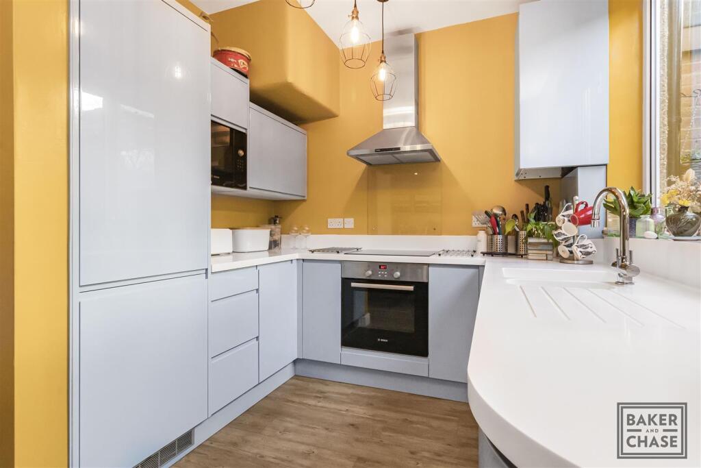 Reception 2/Kitchen (Open Plan)