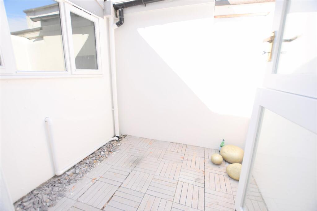Courtyard.JPG
