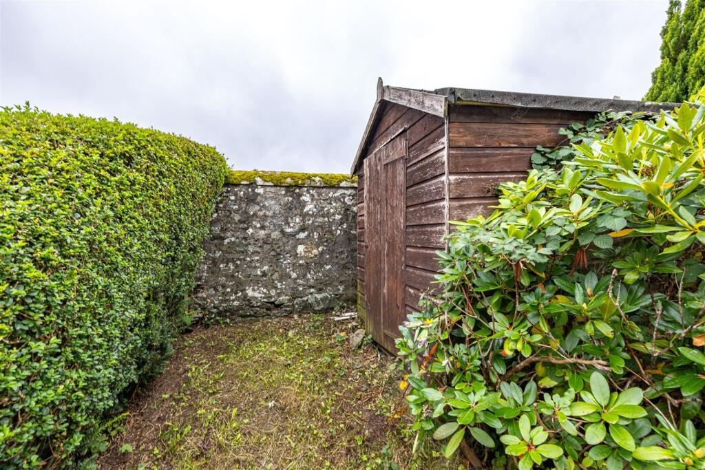 3 Eastfield Road Selkirk 34.JPG