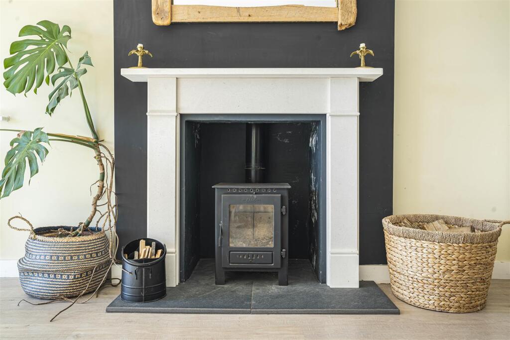 Lounge Fireplace