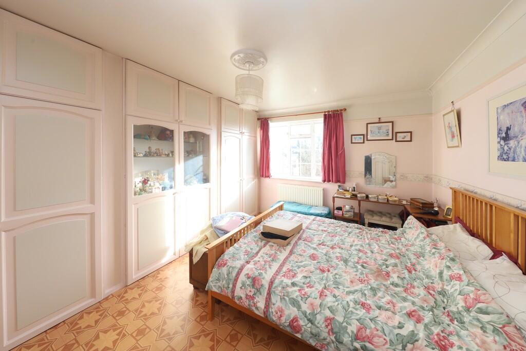60 Lowlands Road ...