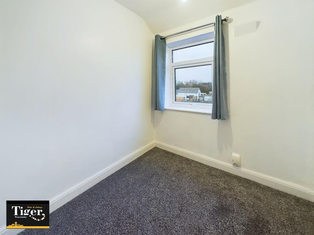 CAM02176G0-PR0399...