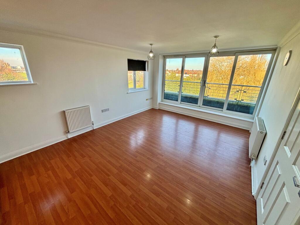 Open Plan Lounge/Diner/Kitchen