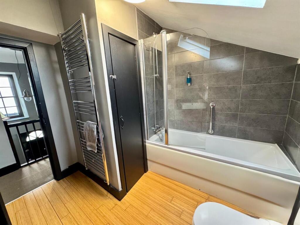 PHOTO-2025-10-11-10-18-39 (3).jpg