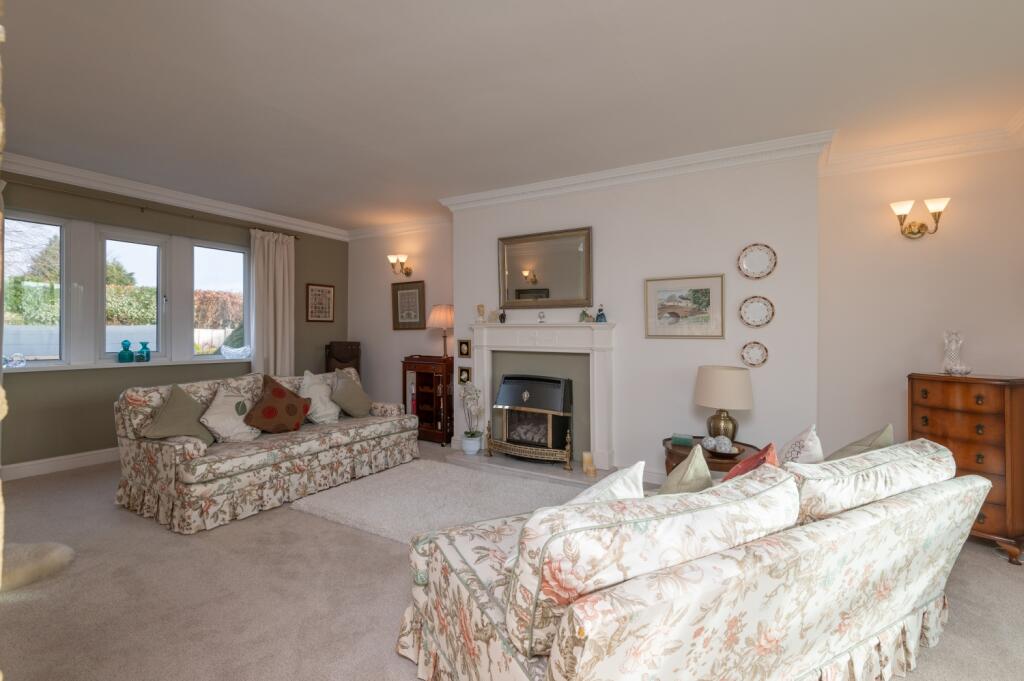 49 - 1 Westfield Mews BD13 3AP