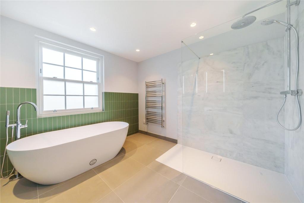 Master Ensuite