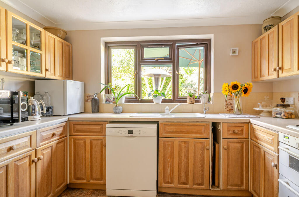 1346886-19-68b01d...