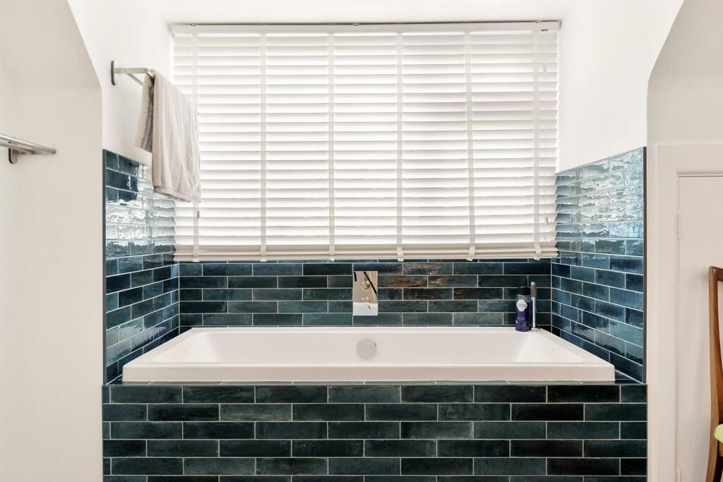 11MeadowBank.28.jpg