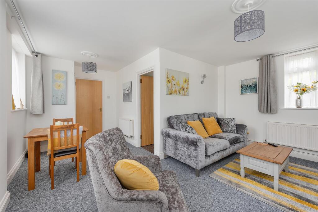 Queens Road, Tankerton