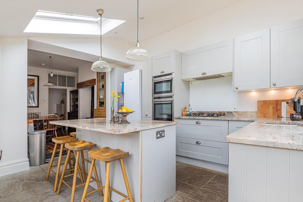 Kimberley Road 30-9.jpg