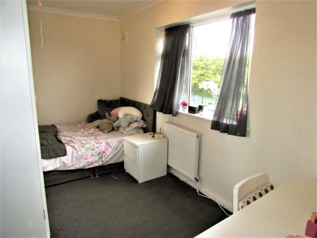 OgdenRd16bed2.JPG