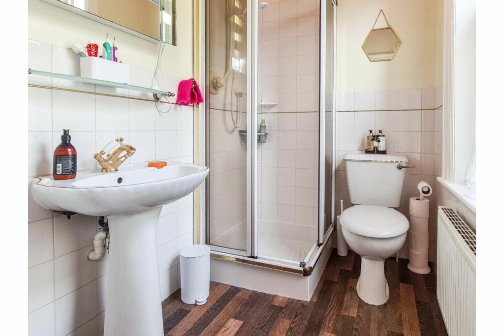 Master En-suite