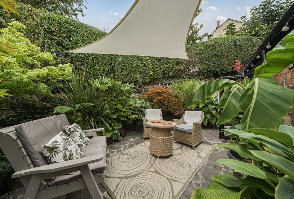 1342530-20-68a380...