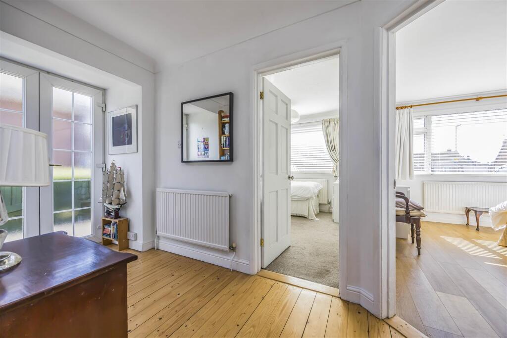 3 Barton Cross, Waterlooville-PorticoMarketing-O'H