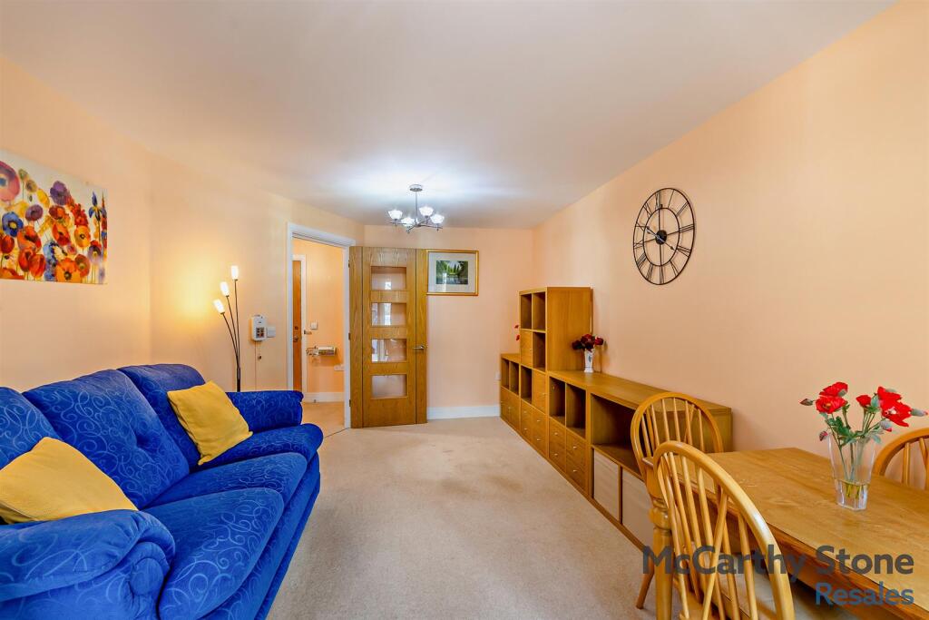 8639597-interior06-800.jpg