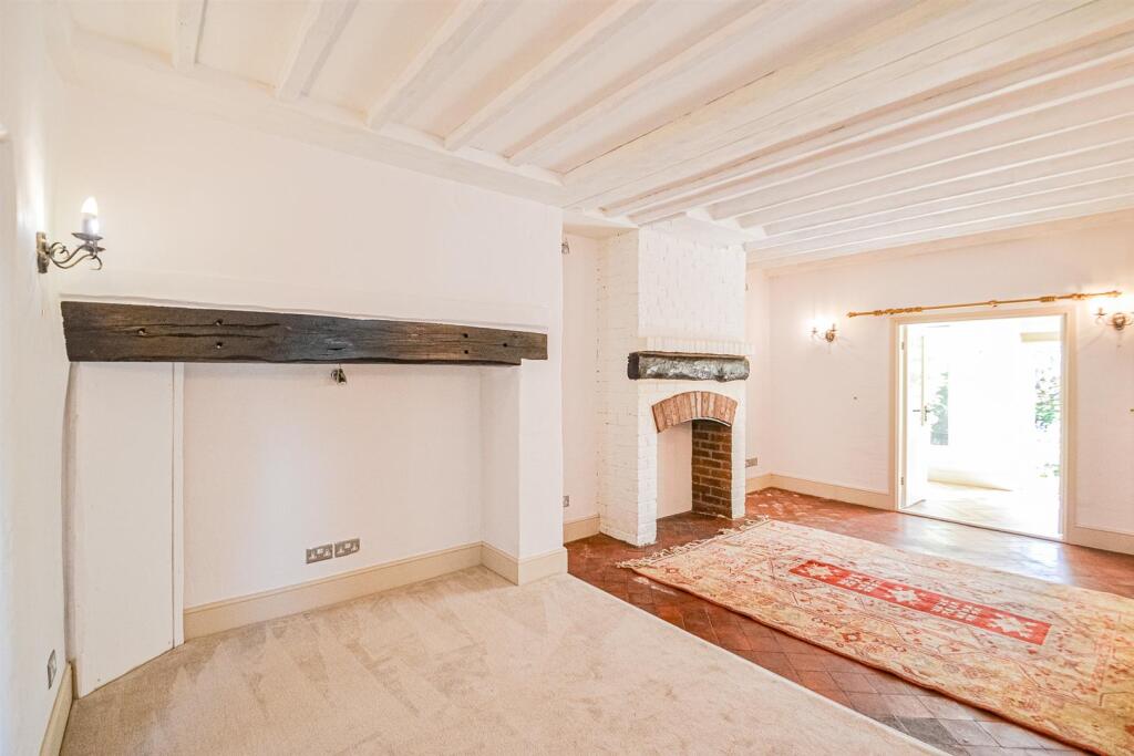 Lounge / Dining Room