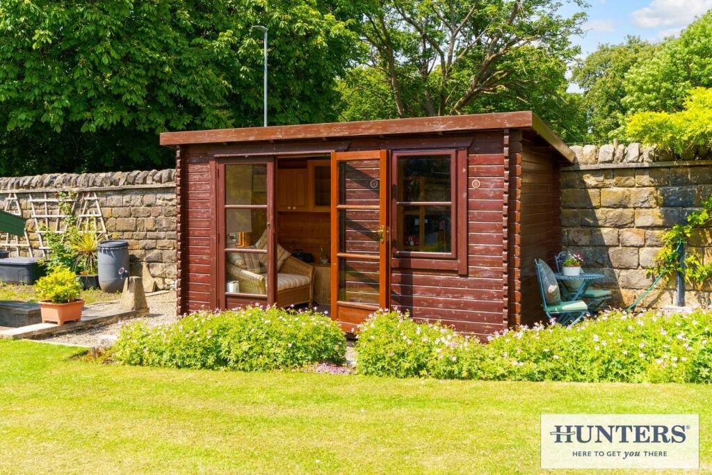 93787_39 Gill Lane Yeadon (29) - Copy_low.jpg