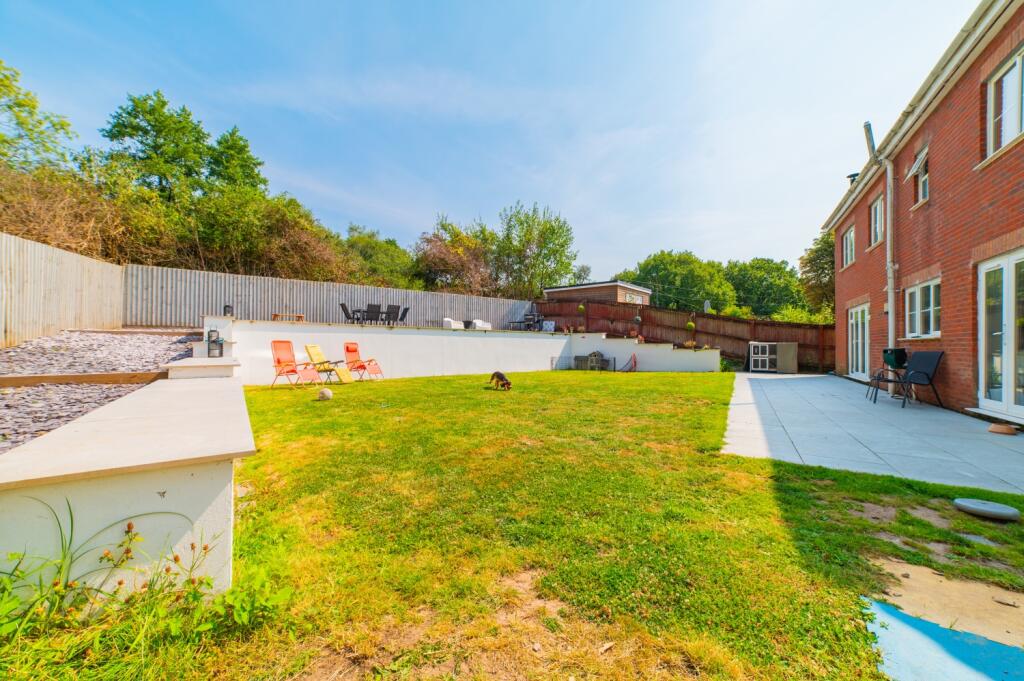 Award-winning Media team on EVERY Listing_12