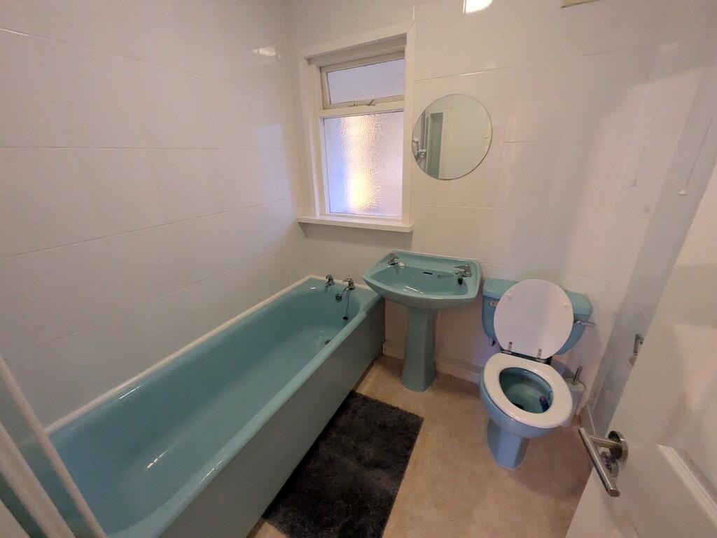 PXL_20250113_1640...