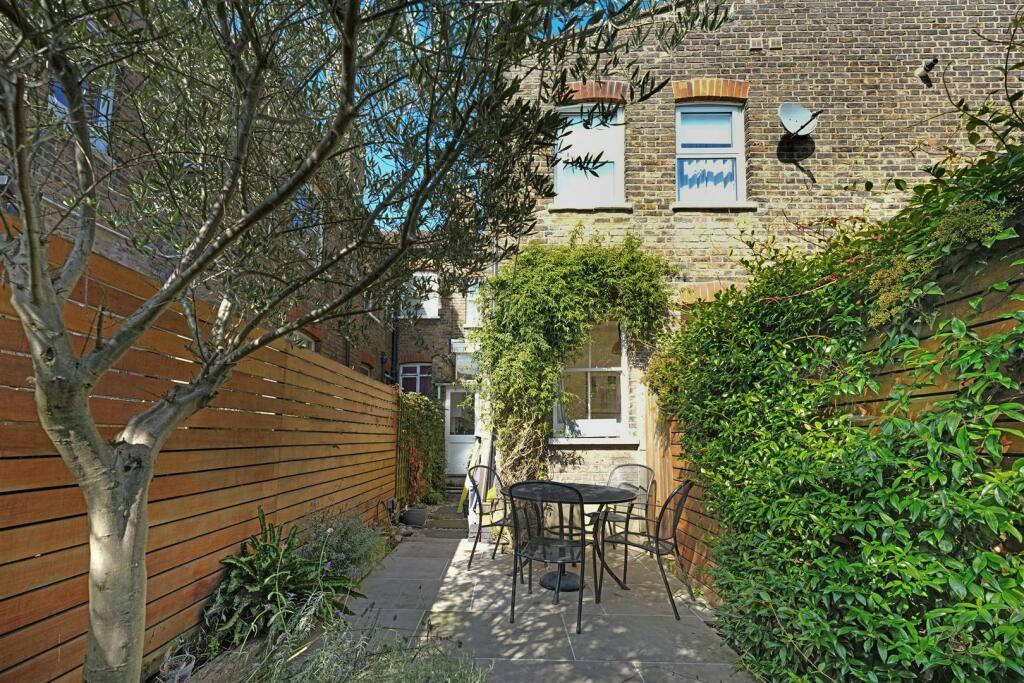 Garden (2).jpg