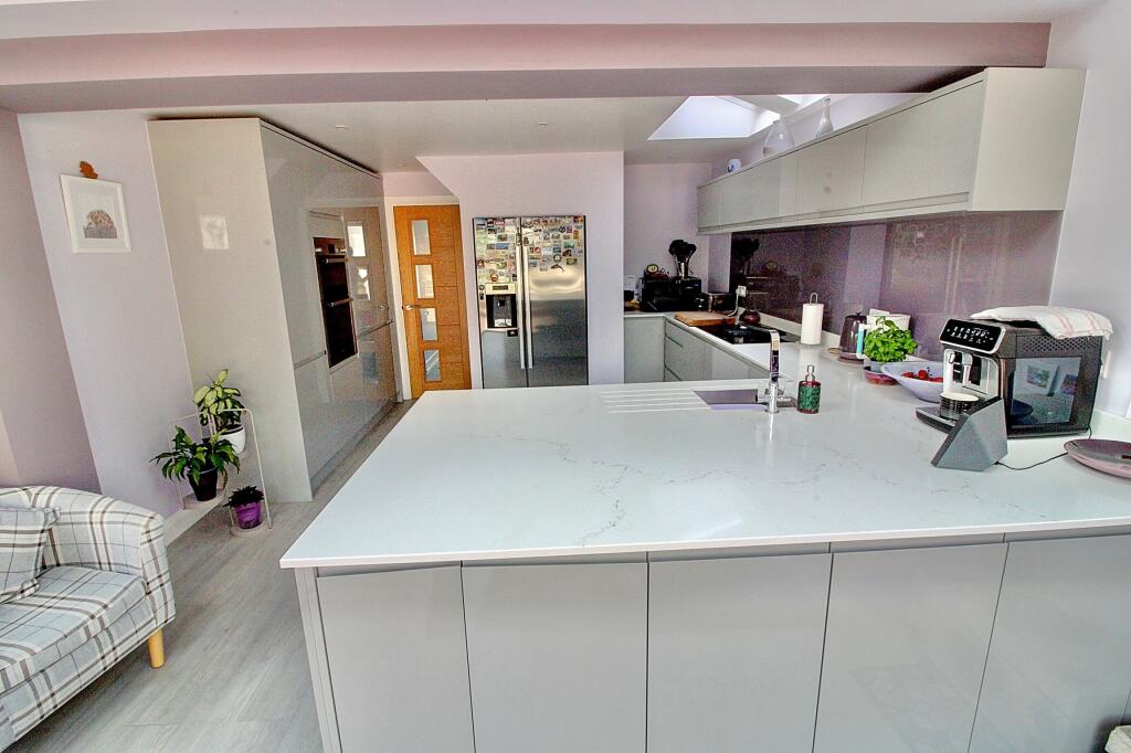 10. Breakfast Kitchen