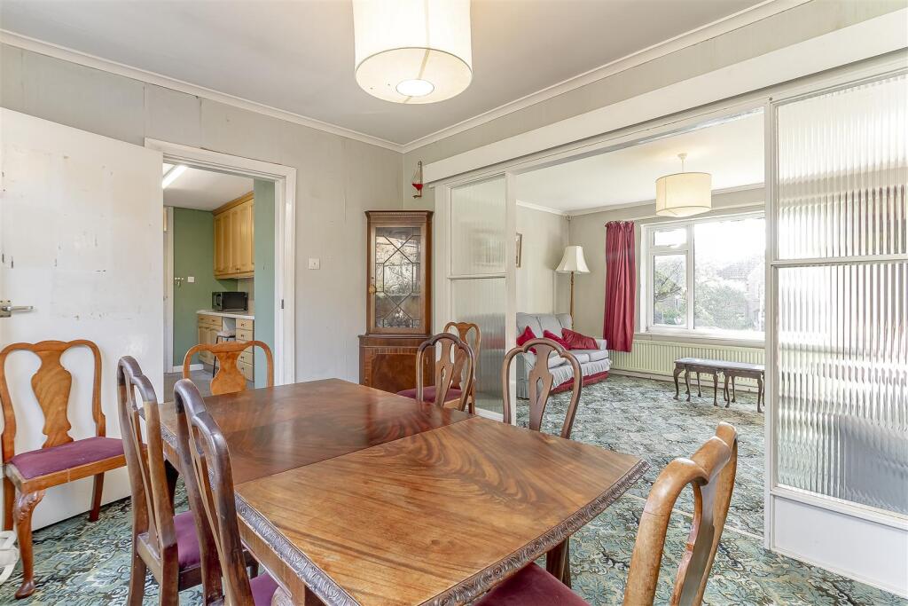 Dining Room - B.jpg
