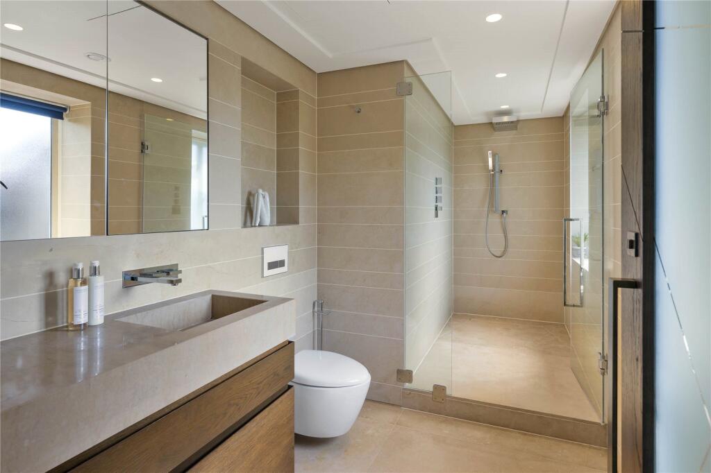Ensuite Shower Room