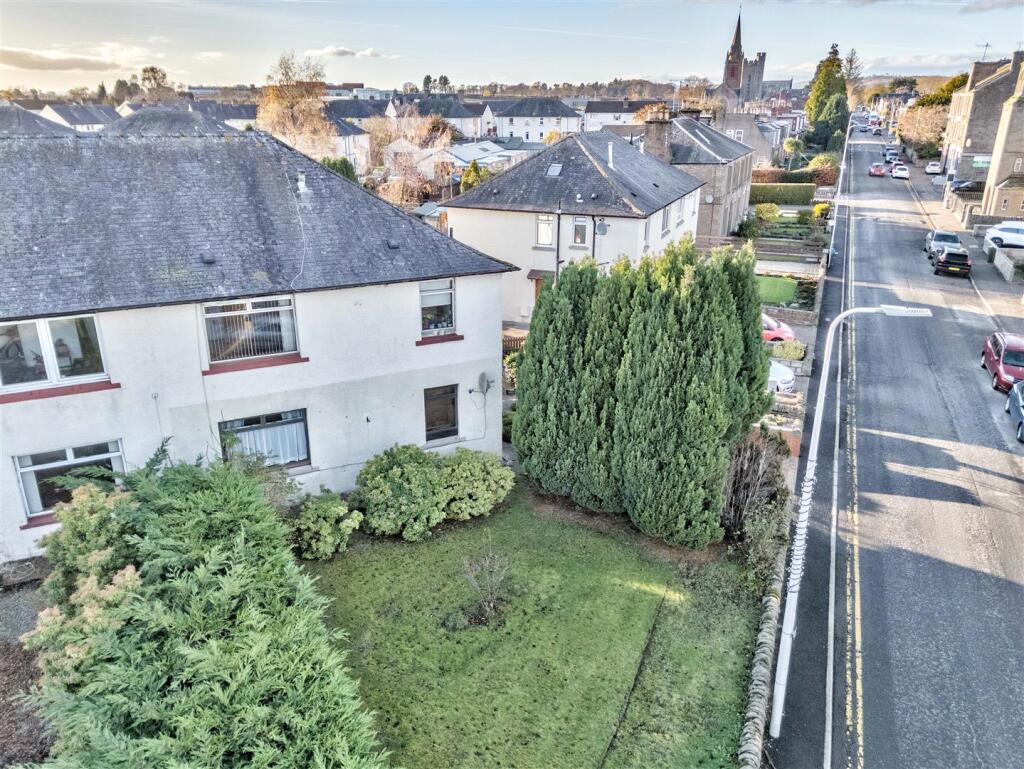3 Main Street Invergowrie-10.JPG
