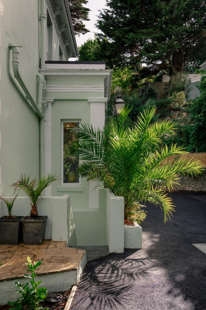 311141 - MEADFOOT2-6.jpg