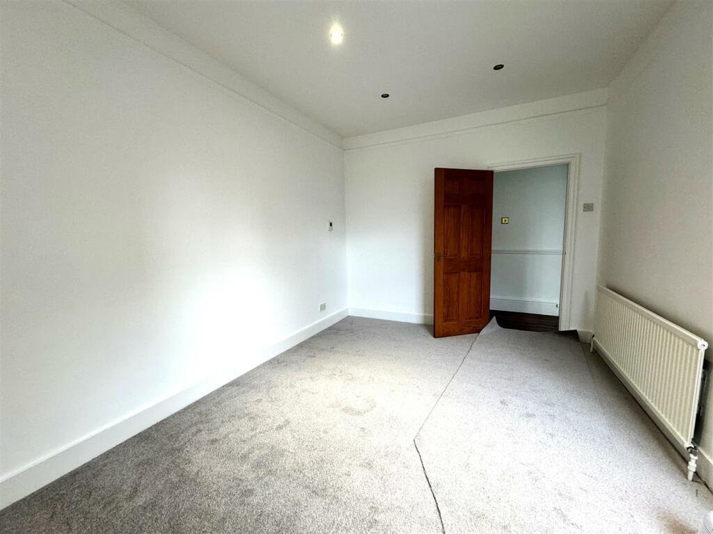 Living Room.jpg