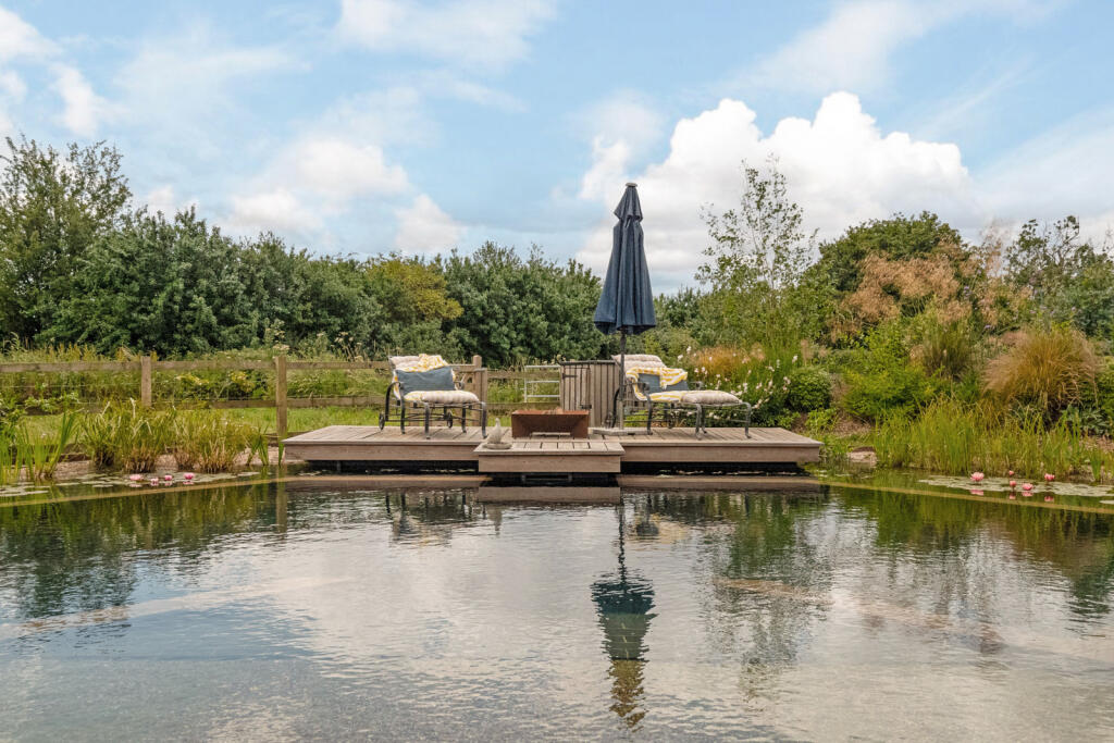 315975 - a0O6700000pBwixEAC_N12.jpg