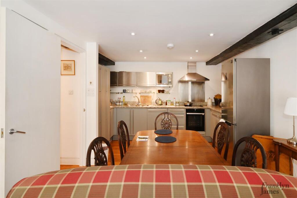 The-Listed-Building (2).JPG