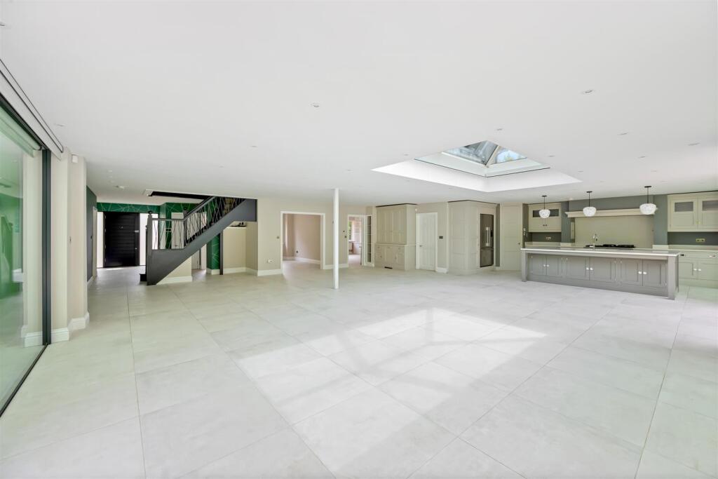 Warren Drive, Tudor House-025.jpg