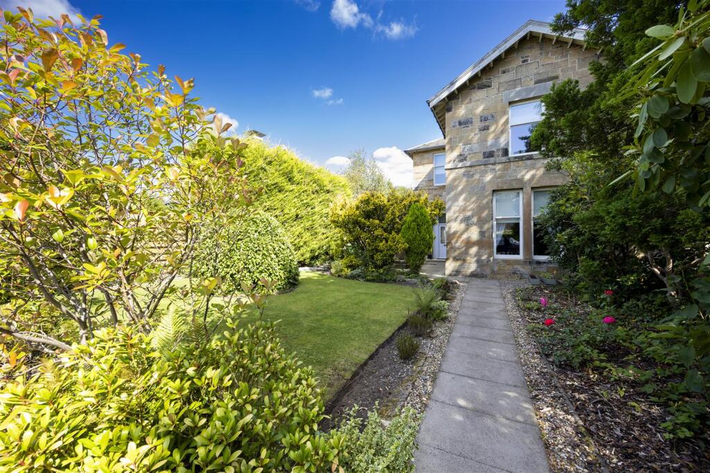 1_GLENBANK_ROAD_LENZIE_002.JPG