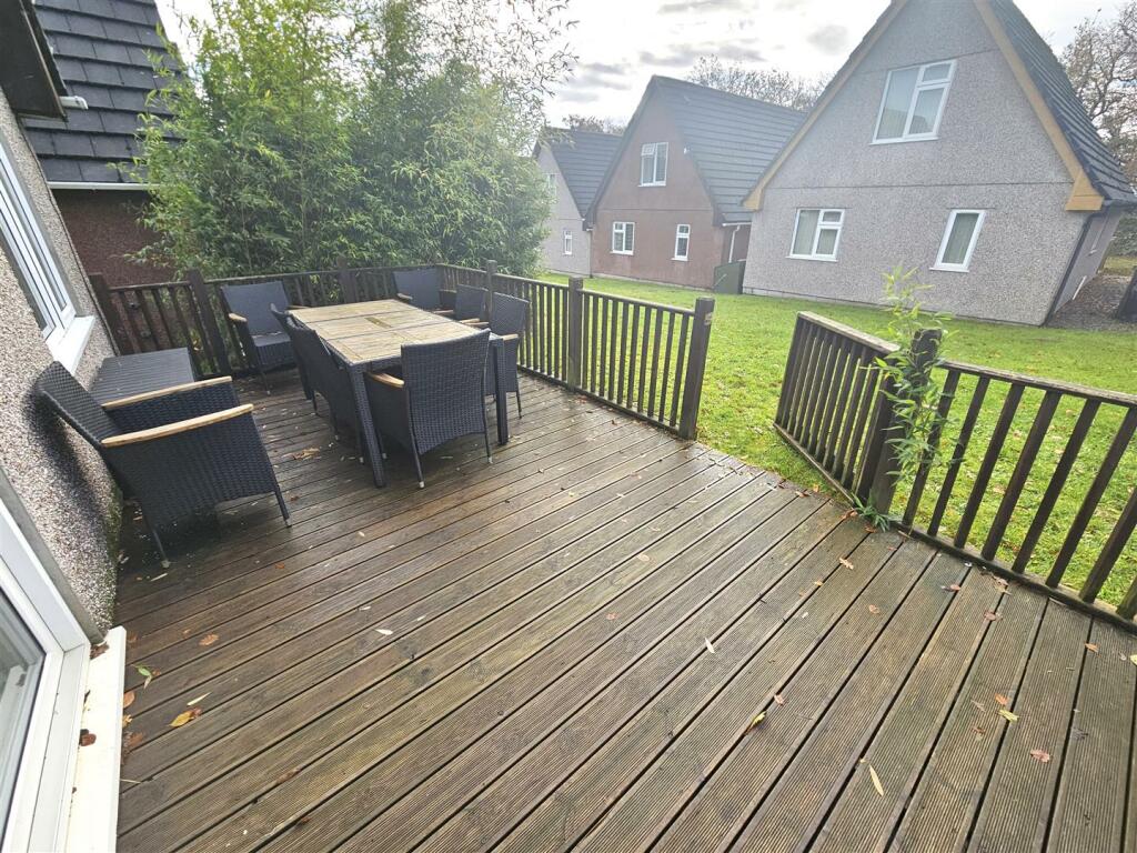 Further Patio.jpg