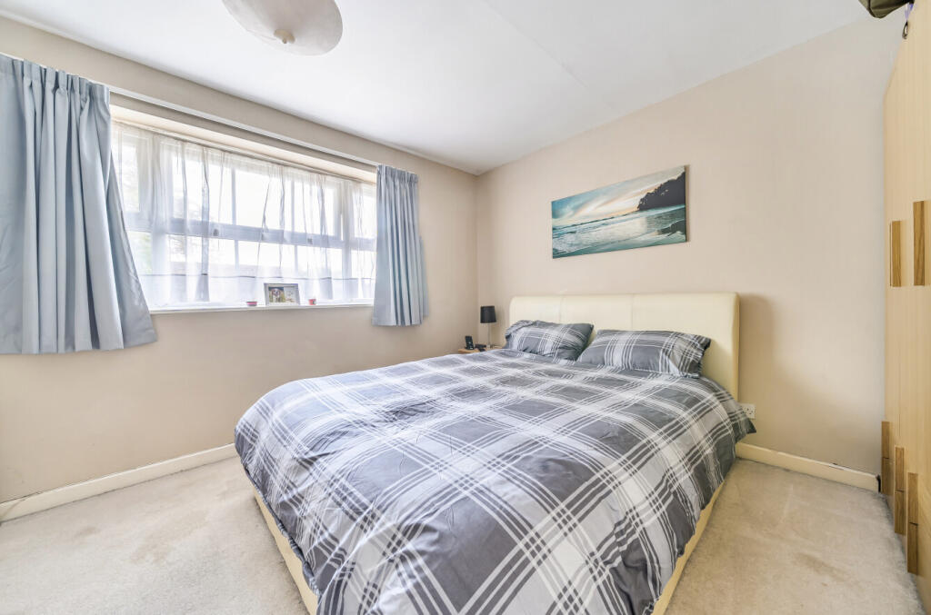 1347599-14-68b5b3...