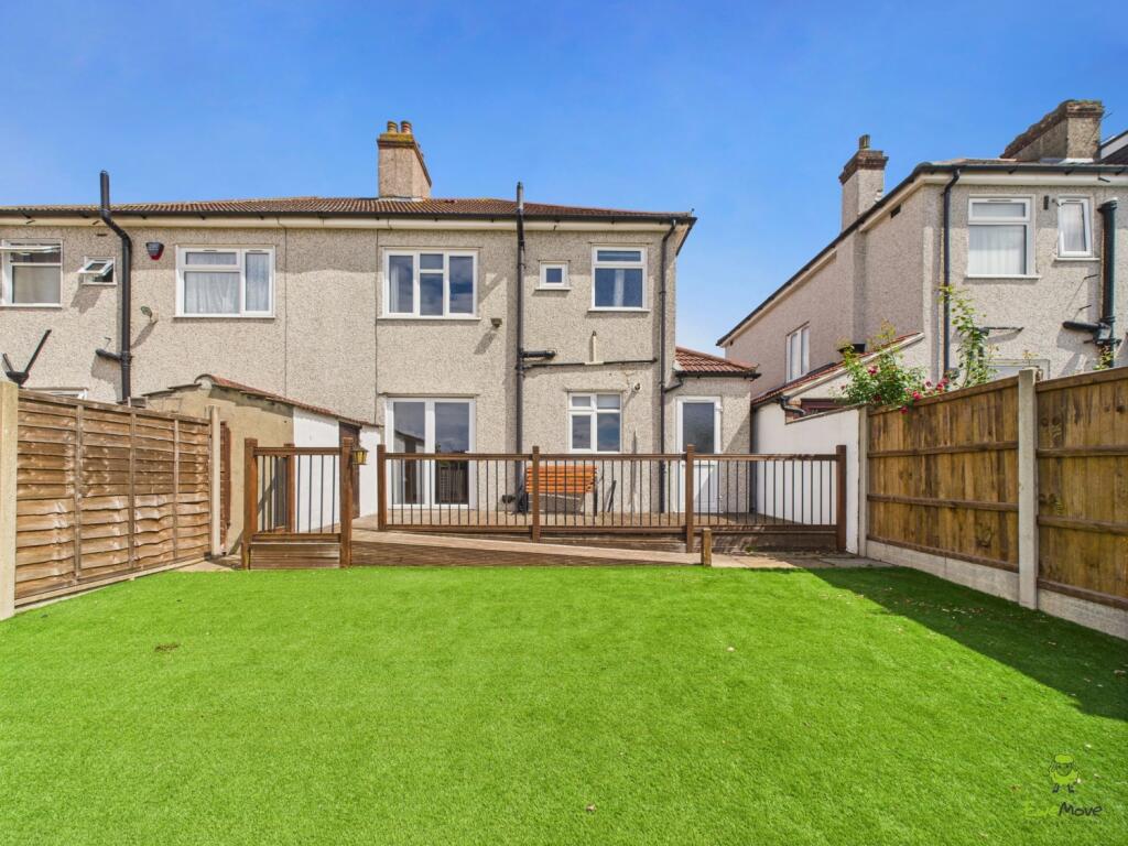 Presented by Clinton at EweMove Bexleyheath and Da