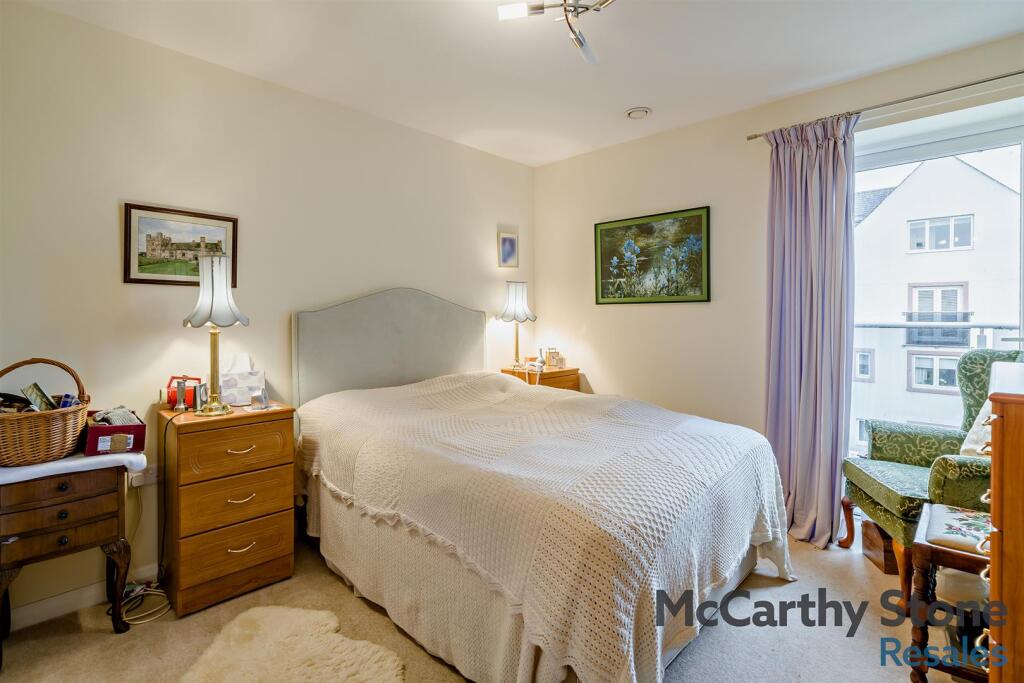 8670767-interior11-800.jpg