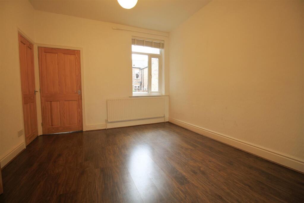 Dining area.jpg