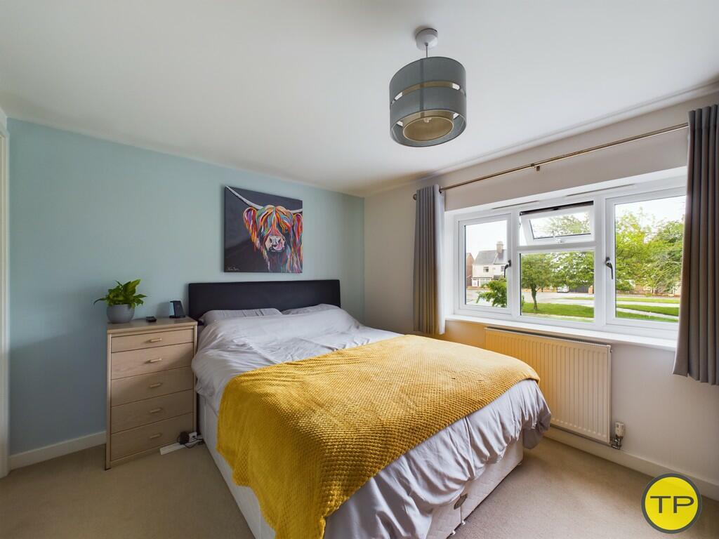 Main bedroom 