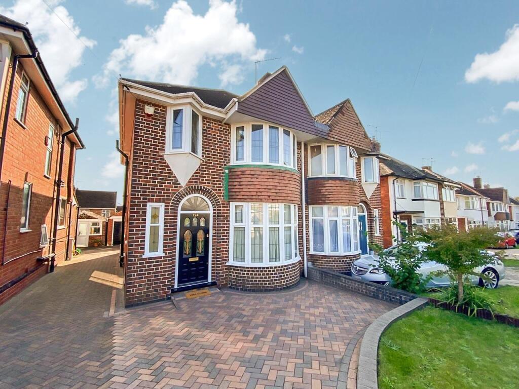 Daventry Road, Coventry, CV3 5HN