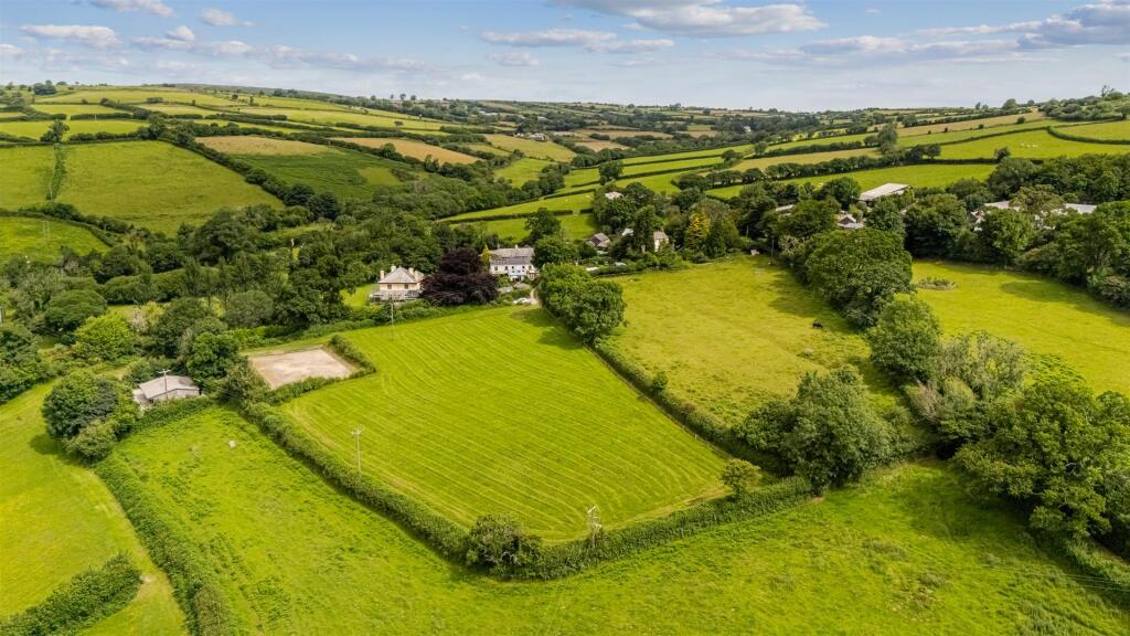 A17 - 2 Lutton Cottages South Brent - 250701.jpg