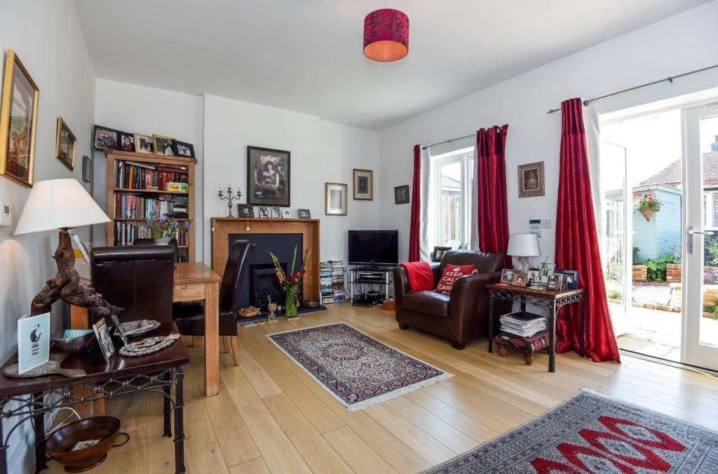 Sitting room House t