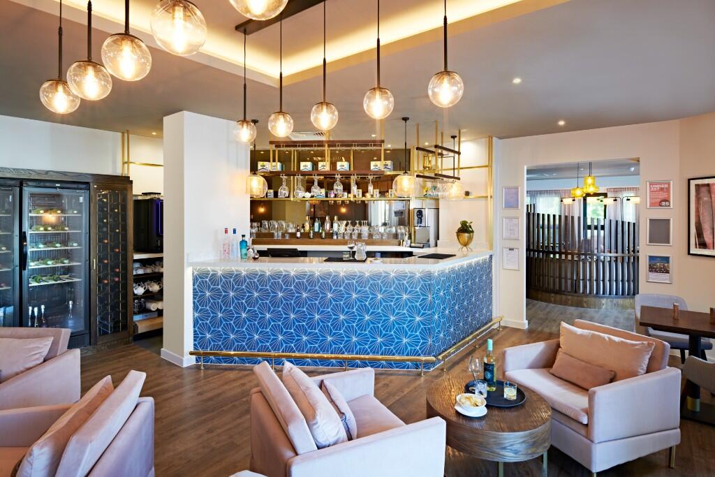 Homeowners Bar