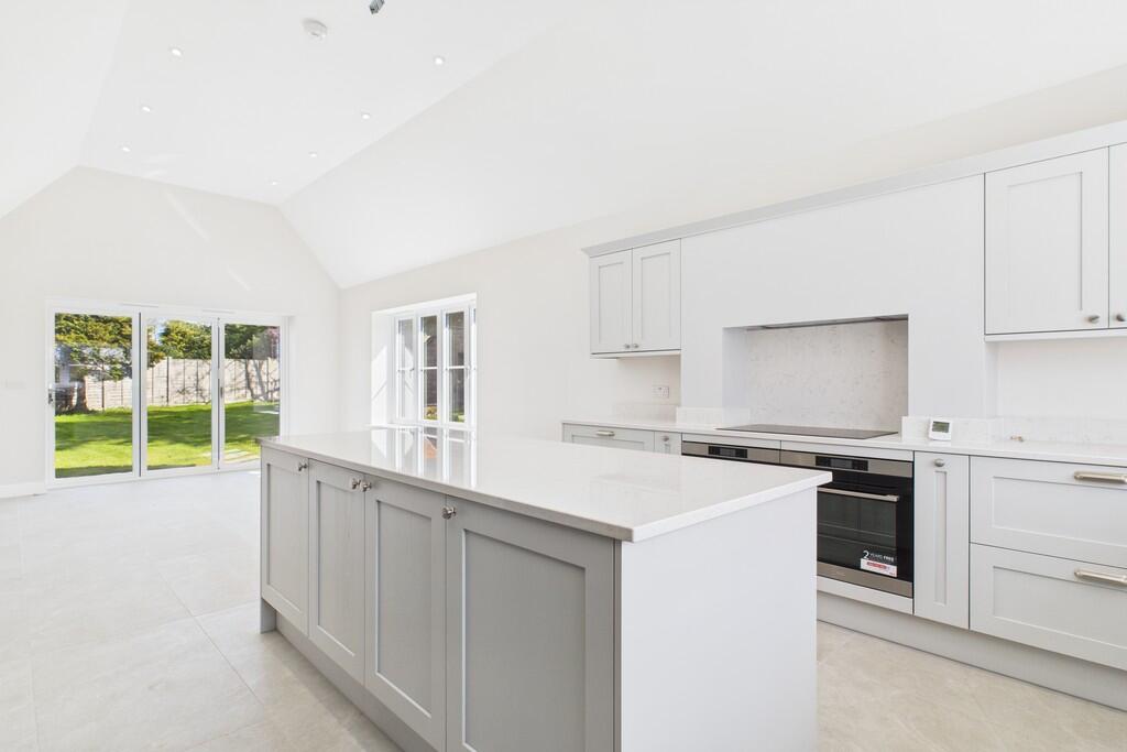 CAM01689G0-PR0456...