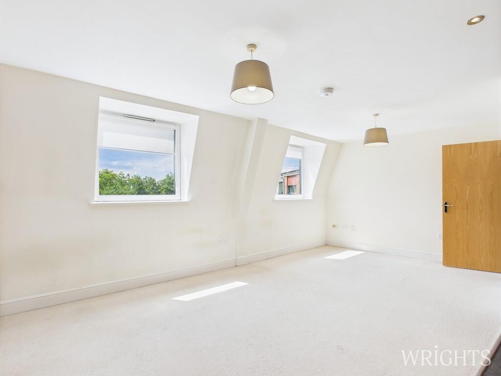 CAM02796G0-PR0466...