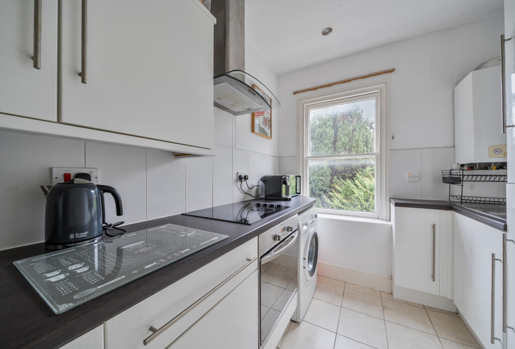 1376346-5-6911bdc...