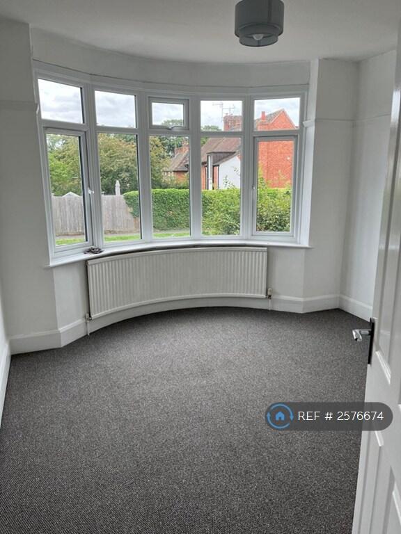 Front Room / Bedroom 4